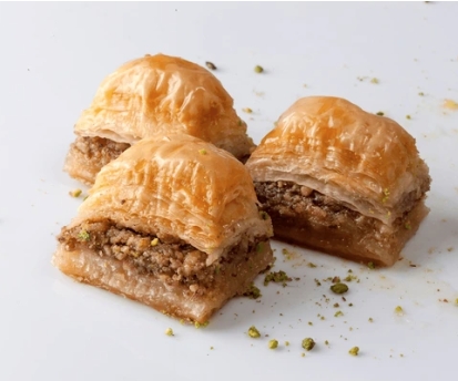 2 Kg Şerbetli Taze Cevizli Baklava Karaman pasta siparişi