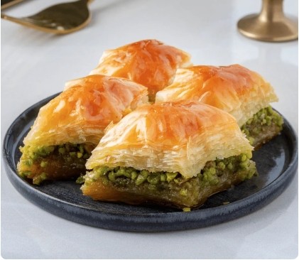 500 Gr Fıstıklı Baklava - Mutluluğa Giden Yol Karaman pasta sipariÅŸi