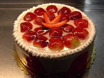 6-9 Kişilik Çilekli Premium Gurme Seri Şöleni Karaman pasta siparişi