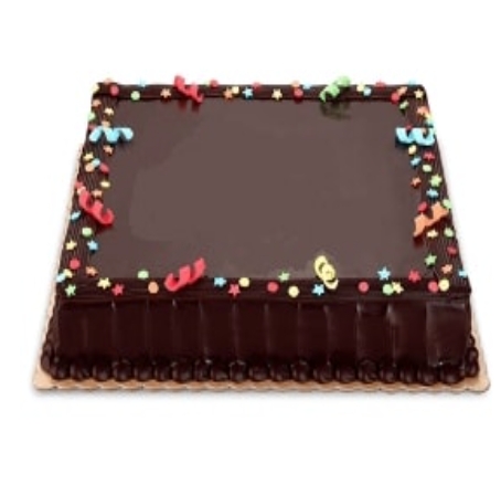 Özenle Hazırlanan 80 Kişilik Dikdörtgen Çikolatalı Pasta Karaman pasta siparişi