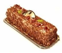 Unutulmaz Lezzet Deneyimi 4-6 Kişilik Çikolatalı Muzlu Baton Karaman pasta sipariÅŸi
